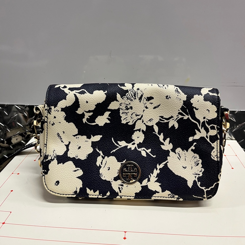 Robinson Adjustable Chain Mini Bag - Navy floral